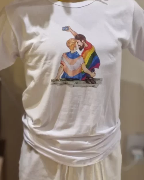 T-SHIRT ARCO-IRIS BRANCA - Imagem 2