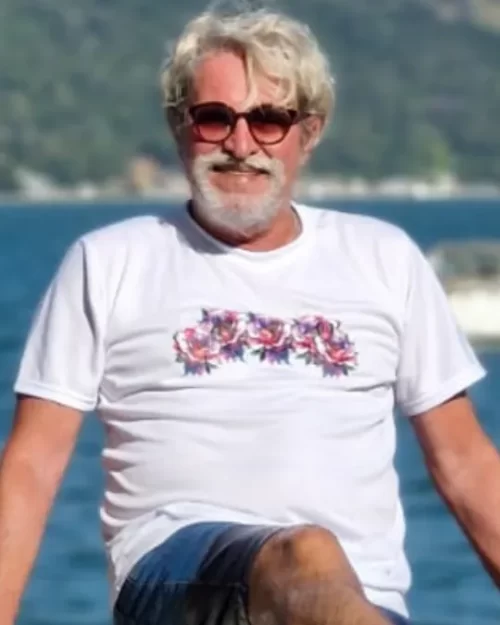 T-SHIRT FLORES BRANCA - Imagem 2