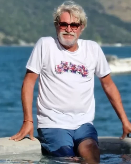 T-SHIRT FLORES BRANCA - Imagem 3